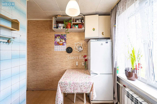 Продаж 2 кімнатної квартири (46,9/27/5,9), 9 пов. 9 пов. будинку, <a class="location-link" href="/kiev/" title="Недвижимость Київ">Київ</a>, <a class="location-link" href="/kiev/goloseevskij/" title="Недвижимость Голосіївський район">Голосіївський р-н</a>, Лятошинського вул., 26Б (изображение 13)