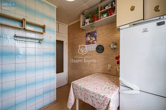 Продаж 2 кімнатної квартири (46,9/27/5,9), 9 пов. 9 пов. будинку, <a class="location-link" href="/kiev/" title="Недвижимость Київ">Київ</a>, <a class="location-link" href="/kiev/goloseevskij/" title="Недвижимость Голосіївський район">Голосіївський р-н</a>, Лятошинського вул., 26Б (изображение 14)