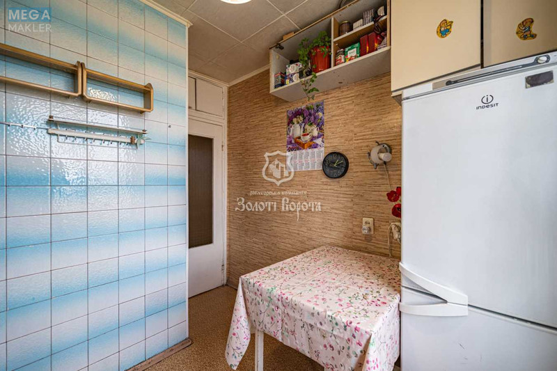 Продаж 2 кімнатної квартири (46,9/27/5,9), 9 пов. 9 пов. будинку, <a class="location-link" href="/kiev/" title="Недвижимость Київ">Київ</a>, <a class="location-link" href="/kiev/goloseevskij/" title="Недвижимость Голосіївський район">Голосіївський р-н</a>, Лятошинського вул., 26Б (изображение 14)