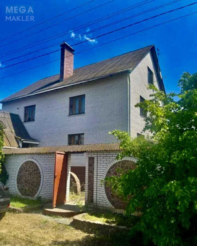 Продаж дома, 2&nbsp;поверху, 650&nbsp;кв.м, 8&nbsp;кімнат, ділянка 10&nbsp;соток, <a class="location-link" href="/stoyanka/" title="Недвижимость Стоянка">Стоянка</a>, Ленина, 1 (изображение 3)