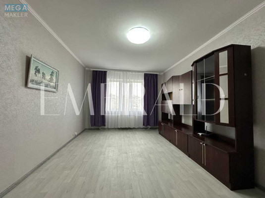 Продаж 1 кімнатної квартири (38,6/19,2/7,3), 7 пов. 9 пов. будинку, <a class="location-link" href="/kiev/" title="Недвижимость Київ">Київ</a>, <a class="location-link" href="/kiev/desnyanskij/" title="Недвижимость Деснянський район">Деснянський р-н</a>, Владимира Маяковского просп., 81А (изображение 7)