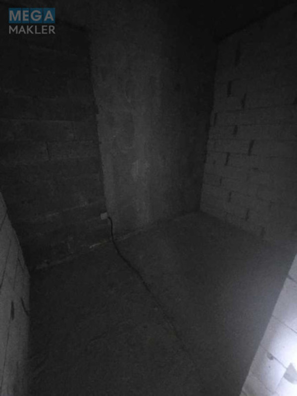 Оренда комерційної нерухомості, 73&nbsp;кв.м, под магазин, <a class="location-link" href="/kiev/" title="Недвижимость Київ">Київ</a>, <a class="location-link" href="/kiev/darnickij/" title="Недвижимость Дарницький район">Дарницький р-н</a>, Дніпровська наб., 15Ж (изображение 6)