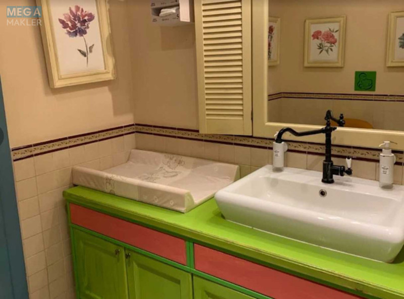 Оренда комерційної нерухомості, 393&nbsp;кв.м, <a class="location-link" href="/kiev/" title="Недвижимость Київ">Київ</a>, <a class="location-link" href="/kiev/obolonskij/" title="Недвижимость Оболонський район">Оболонський р-н</a>, Героїв Сталінграду просп., 27 (изображение 8)