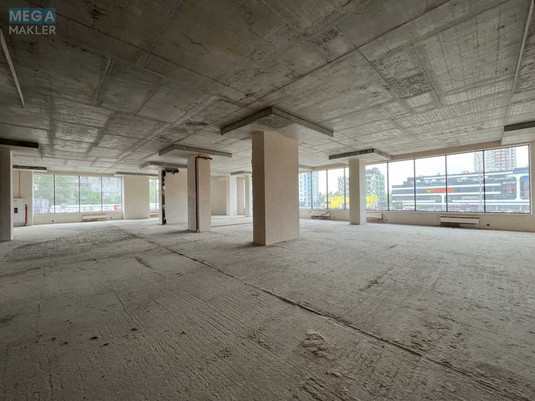 Оренда окремої будівлі/побудови, 514&nbsp;кв.м, <a class="location-link" href="/kiev/" title="Недвижимость Київ">Київ</a>, <a class="location-link" href="/kiev/obolonskij/" title="Недвижимость Оболонський район">Оболонський р-н</a>, Оболонський просп., 6а (изображение 6)