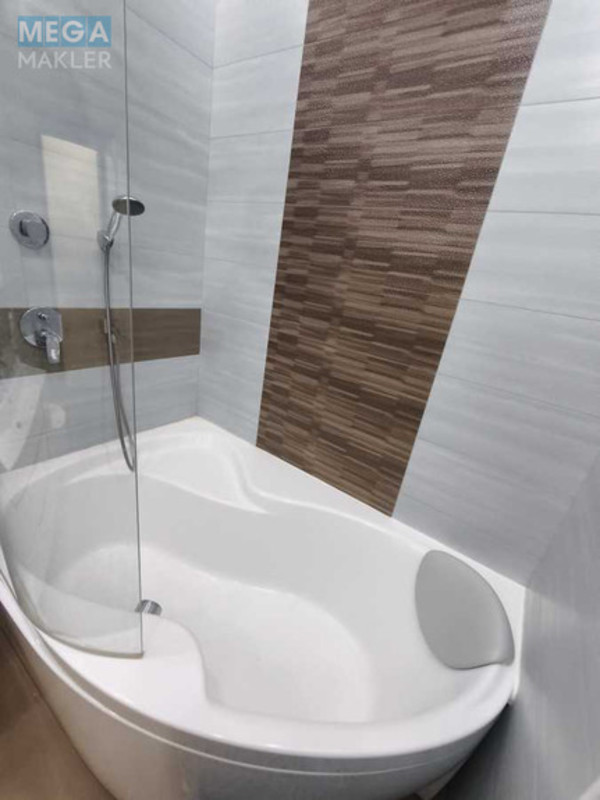 Продаж 6 кімнатної квартири (164/?/?), 4 пов. 5 пов. будинку, <a class="location-link" href="/dnepropetrovsk/" title="Недвижимость Дніпра">Дніпро</a>, Кобзаря, 2 (изображение 10)