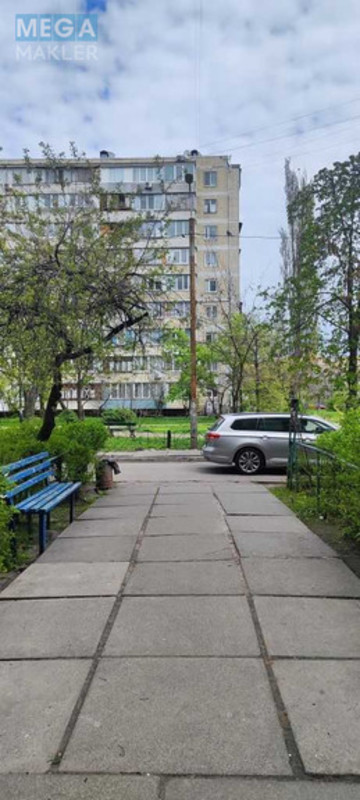 Продаж 3 кімнатної квартири (57/41/7), 7 пов. 9 пов. будинку, <a class="location-link" href="/kiev/" title="Недвижимость Київ">Київ</a>, <a class="location-link" href="/kiev/dneprovskij/" title="Недвижимость Дніпровський район">Дніпровський р-н</a>, Березняковская ул., 14 (изображение 15)