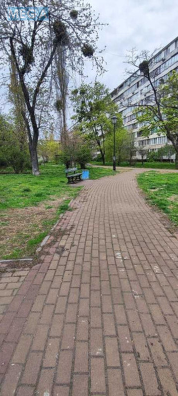 Продаж 3 кімнатної квартири (57/41/7), 7 пов. 9 пов. будинку, <a class="location-link" href="/kiev/" title="Недвижимость Київ">Київ</a>, <a class="location-link" href="/kiev/dneprovskij/" title="Недвижимость Дніпровський район">Дніпровський р-н</a>, Березняковская ул., 14 (изображение 18)