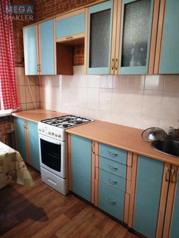 Оренда 2 кімнатної квартири, <a class="location-link" href="/kiev/" title="Недвижимость Київ">Київ</a>, <a class="location-link" href="/kiev/podolskij/" title="Недвижимость Подільський район">Подільський р-н</a>, Георгія Гонгадзе просп., 2 (изображение 6)