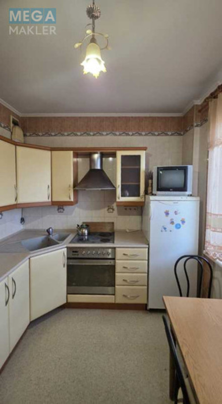 Оренда 3 кімнатної квартири, <a class="location-link" href="/kiev/" title="Недвижимость Київ">Київ</a>, <a class="location-link" href="/kiev/goloseevskij/" title="Недвижимость Голосіївський район">Голосіївський р-н</a>, Академіка Заболотного вул., 108 (изображение 2)