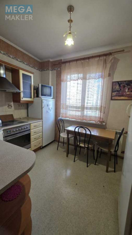 Оренда 3 кімнатної квартири, <a class="location-link" href="/kiev/" title="Недвижимость Київ">Київ</a>, <a class="location-link" href="/kiev/goloseevskij/" title="Недвижимость Голосіївський район">Голосіївський р-н</a>, Академіка Заболотного вул., 108 (изображение 4)