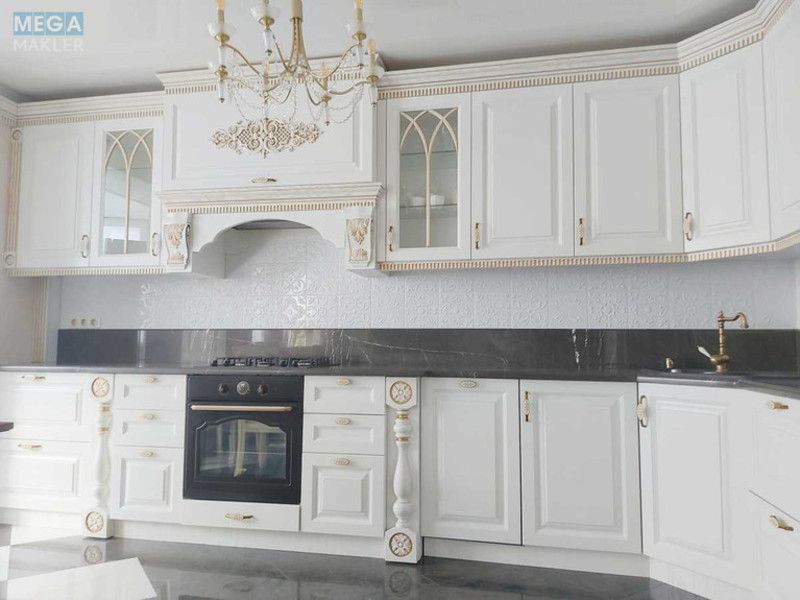 Продаж 4 кімнатної квартири (166/88/55), 10 пов. 11 пов. будинку, <a class="location-link" href="/sofievskaya-borshagovka/" title="Недвижимость Софіївська Борщагівка">Софіївська Борщагівка</a>, Боголюбова, 16 (изображение 3)