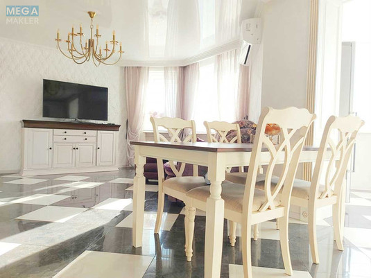 Продаж 4 кімнатної квартири (166/88/55), 10 пов. 11 пов. будинку, <a class="location-link" href="/sofievskaya-borshagovka/" title="Недвижимость Софіївська Борщагівка">Софіївська Борщагівка</a>, Боголюбова, 16 (изображение 6)