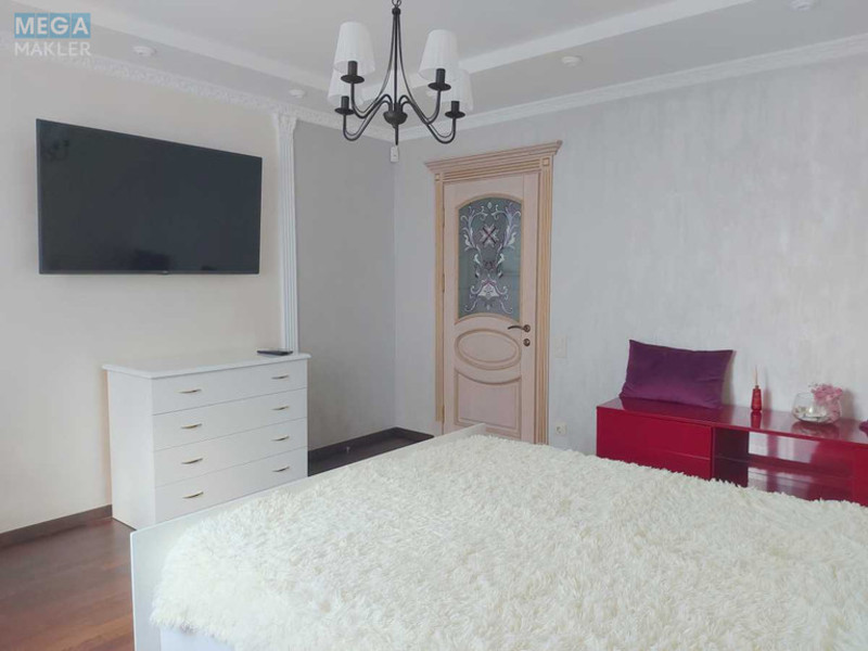 Продаж 4 кімнатної квартири (166/88/55), 10 пов. 11 пов. будинку, <a class="location-link" href="/sofievskaya-borshagovka/" title="Недвижимость Софіївська Борщагівка">Софіївська Борщагівка</a>, Боголюбова, 16 (изображение 17)