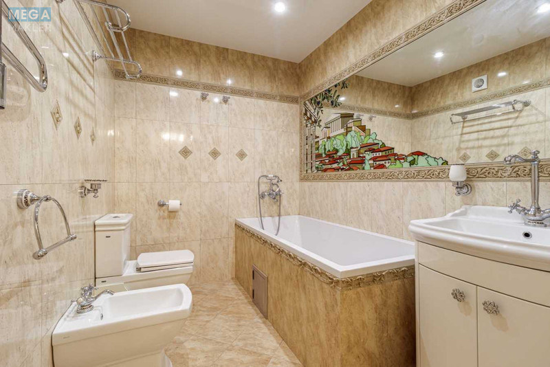 Продаж 4 кімнатної квартири (166/88/55), 10 пов. 11 пов. будинку, <a class="location-link" href="/sofievskaya-borshagovka/" title="Недвижимость Софіївська Борщагівка">Софіївська Борщагівка</a>, Боголюбова, 16 (изображение 20)