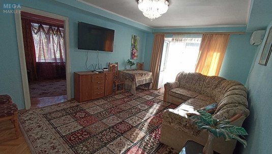 Оренда 4 кімнатні квартири, <a class="location-link" href="/kiev/" title="Недвижимость Київ">Київ</a>, <a class="location-link" href="/kiev/pecherskij/" title="Недвижимость Печерський район">Печерський р-н</a>, бульвар Леси Украинки, 9 (изображение 2)