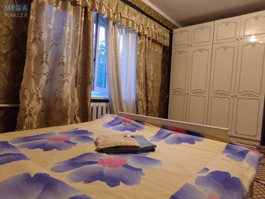 Оренда 4 кімнатні квартири, <a class="location-link" href="/kiev/" title="Недвижимость Київ">Київ</a>, <a class="location-link" href="/kiev/pecherskij/" title="Недвижимость Печерський район">Печерський р-н</a>, бульвар Леси Украинки, 9 (изображение 10)