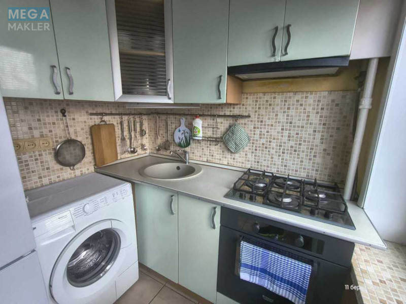 Продаж 2 кімнатної квартири (44/29/6), 3 пов. 5 пов. будинку, <a class="location-link" href="/kiev/" title="Недвижимость Київ">Київ</a>, <a class="location-link" href="/kiev/dneprovskij/" title="Недвижимость Дніпровський район">Дніпровський р-н</a>, Верховної Ради бульв., 14 (изображение 12)