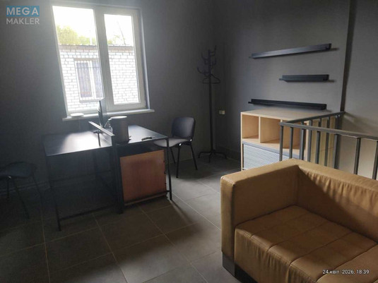 Продаж комерційної нерухомості, 133&nbsp;кв.м, <a class="location-link" href="/kiev/" title="Недвижимость Київ">Київ</a>, <a class="location-link" href="/kiev/desnyanskij/" title="Недвижимость Деснянський район">Деснянський р-н</a>, Крайня вул., 13 (изображение 16)