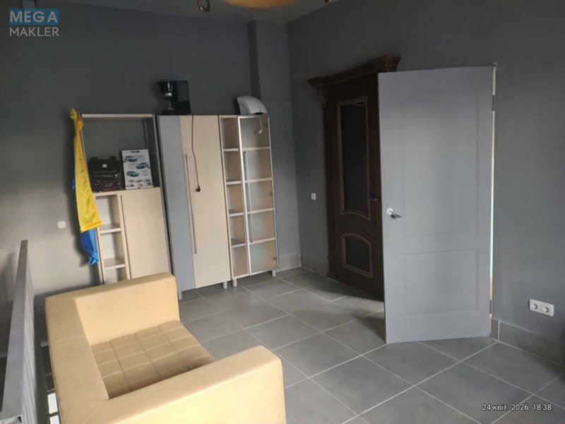 Продаж комерційної нерухомості, 133&nbsp;кв.м, <a class="location-link" href="/kiev/" title="Недвижимость Київ">Київ</a>, <a class="location-link" href="/kiev/desnyanskij/" title="Недвижимость Деснянський район">Деснянський р-н</a>, Крайня вул., 13 (изображение 17)