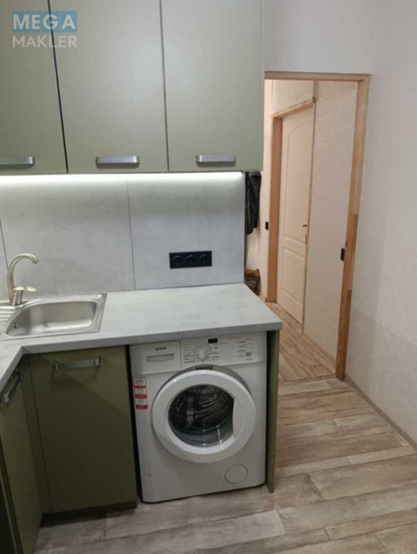 Оренда 2 кімнатної квартири, <a class="location-link" href="/kiev/" title="Недвижимость Київ">Київ</a>, <a class="location-link" href="/kiev/solomenskij/" title="Недвижимость Солом'янський район">Солом'янський р-н</a>, Николая Василенка ул., 25/18 (изображение 3)