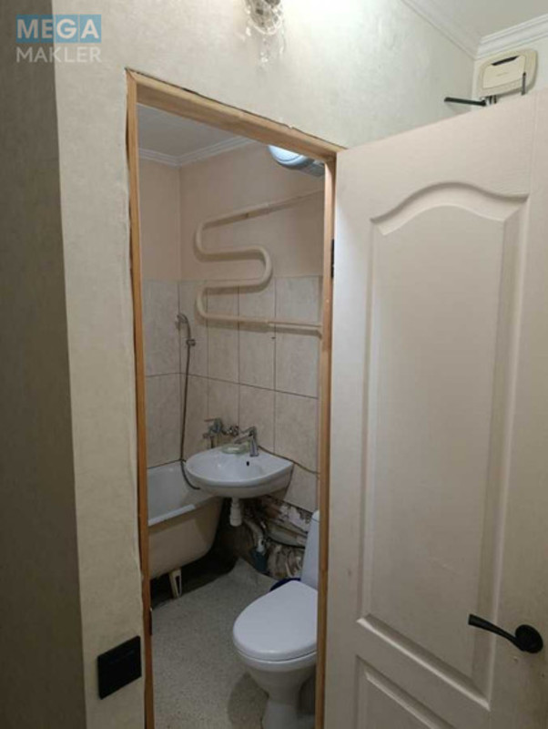 Оренда 2 кімнатної квартири, <a class="location-link" href="/kiev/" title="Недвижимость Київ">Київ</a>, <a class="location-link" href="/kiev/solomenskij/" title="Недвижимость Солом'янський район">Солом'янський р-н</a>, Николая Василенка ул., 25/18 (изображение 16)