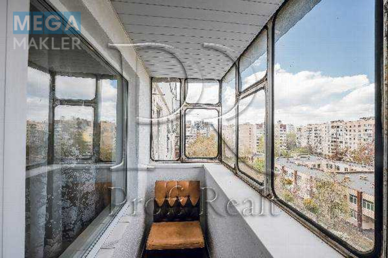 Продаж 3 кімнатної квартири (62/42/8), 8 пов. 9 пов. будинку, <a class="location-link" href="/kiev/" title="Недвижимость Київ">Київ</a>, <a class="location-link" href="/kiev/dneprovskij/" title="Недвижимость Дніпровський район">Дніпровський р-н</a>, Ватутіна Генерала проспект, 26В (изображение 16)