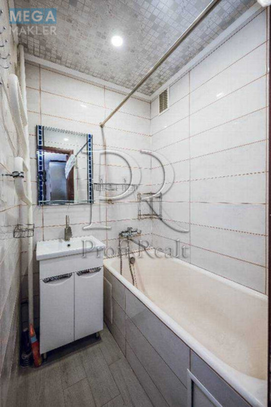 Продаж 3 кімнатної квартири (62/42/8), 8 пов. 9 пов. будинку, <a class="location-link" href="/kiev/" title="Недвижимость Київ">Київ</a>, <a class="location-link" href="/kiev/dneprovskij/" title="Недвижимость Дніпровський район">Дніпровський р-н</a>, Ватутіна Генерала проспект, 26В (изображение 19)