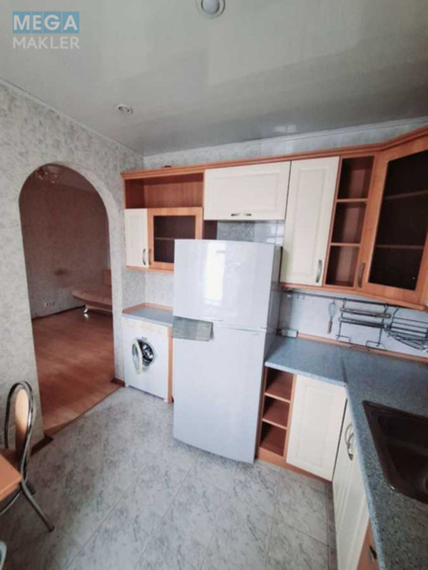 Продаж 1 кімнатної квартири (32/20/6), 3 пов. 5 пов. будинку, <a class="location-link" href="/kiev/" title="Недвижимость Київ">Київ</a>, <a class="location-link" href="/kiev/pecherskij/" title="Недвижимость Печерський район">Печерський р-н</a>, Леси Украинки бульв., 30 (изображение 2)