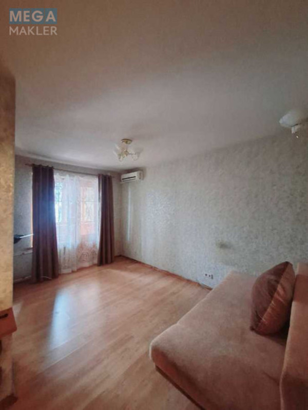 Продаж 1 кімнатної квартири (32/20/6), 3 пов. 5 пов. будинку, <a class="location-link" href="/kiev/" title="Недвижимость Київ">Київ</a>, <a class="location-link" href="/kiev/pecherskij/" title="Недвижимость Печерський район">Печерський р-н</a>, Леси Украинки бульв., 30 (изображение 5)