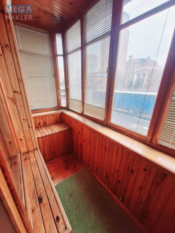 Продаж 1 кімнатної квартири (32/20/6), 3 пов. 5 пов. будинку, <a class="location-link" href="/kiev/" title="Недвижимость Київ">Київ</a>, <a class="location-link" href="/kiev/pecherskij/" title="Недвижимость Печерський район">Печерський р-н</a>, Леси Украинки бульв., 30 (изображение 10)