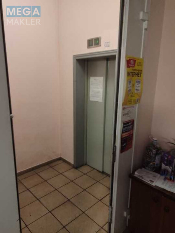 Продаж 2 кімнатної квартири (81/39/11), 2 пов. 20 пов. будинку, <a class="location-link" href="/kiev/" title="Недвижимость Київ">Київ</a>, <a class="location-link" href="/kiev/pecherskij/" title="Недвижимость Печерський район">Печерський р-н</a>, Шота Руставелі вул., 44 (изображение 2)