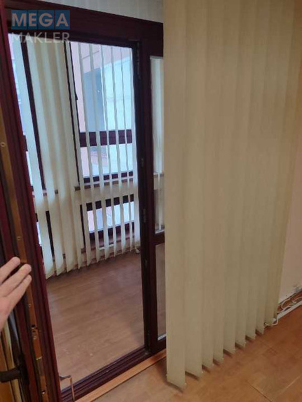 Продаж 2 кімнатної квартири (81/39/11), 2 пов. 20 пов. будинку, <a class="location-link" href="/kiev/" title="Недвижимость Київ">Київ</a>, <a class="location-link" href="/kiev/pecherskij/" title="Недвижимость Печерський район">Печерський р-н</a>, Шота Руставелі вул., 44 (изображение 7)