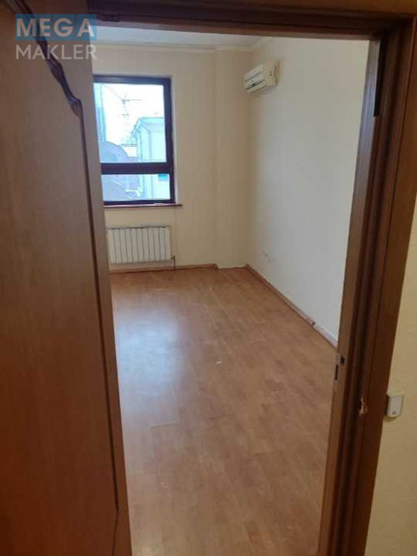 Продаж 2 кімнатної квартири (81/39/11), 2 пов. 20 пов. будинку, <a class="location-link" href="/kiev/" title="Недвижимость Київ">Київ</a>, <a class="location-link" href="/kiev/pecherskij/" title="Недвижимость Печерський район">Печерський р-н</a>, Шота Руставелі вул., 44 (изображение 9)