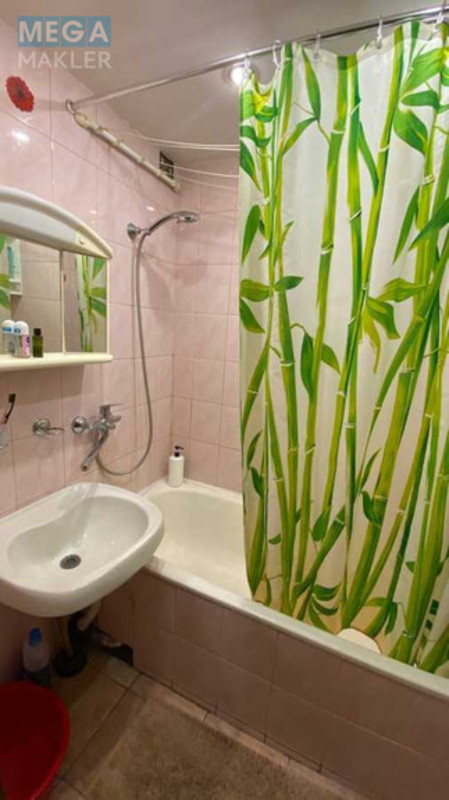 Оренда 1 кімнатної квартири, <a class="location-link" href="/kiev/" title="Недвижимость Київ">Київ</a>, <a class="location-link" href="/kiev/darnickij/" title="Недвижимость Дарницький район">Дарницький р-н</a>, Юрія Пасхаліна вул., 20а (изображение 10)