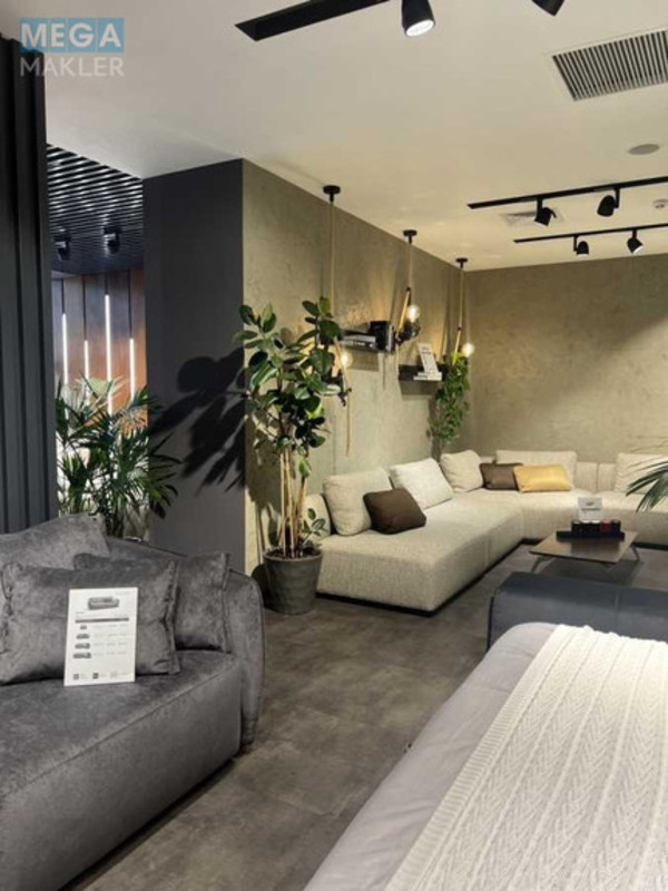 Оренда комерційної нерухомості, 213,70&nbsp;кв.м, под офис, <a class="location-link" href="/kiev/" title="Недвижимость Київ">Київ</a>, <a class="location-link" href="/kiev/pecherskij/" title="Недвижимость Печерський район">Печерський р-н</a>, Леси Украинки бульв., 14 (изображение 3)