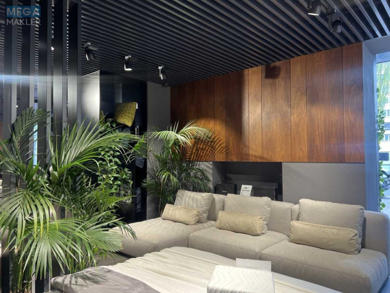 Оренда комерційної нерухомості, 213,70&nbsp;кв.м, под офис, <a class="location-link" href="/kiev/" title="Недвижимость Київ">Київ</a>, <a class="location-link" href="/kiev/pecherskij/" title="Недвижимость Печерський район">Печерський р-н</a>, Леси Украинки бульв., 14 (изображение 7)