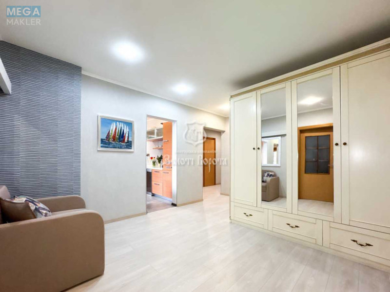 Продаж 3 кімнатної квартири (94/46,1/18,9), 16 пов. 19 пов. будинку, <a class="location-link" href="/kiev/" title="Недвижимость Київ">Київ</a>, <a class="location-link" href="/kiev/darnickij/" title="Недвижимость Дарницький район">Дарницький р-н</a>, Михайла Драгоманова вул., 1Г (изображение 17)