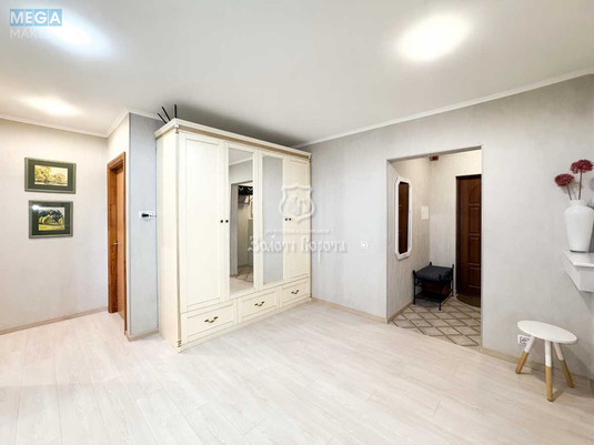 Продаж 3 кімнатної квартири (94/46,1/18,9), 16 пов. 19 пов. будинку, <a class="location-link" href="/kiev/" title="Недвижимость Київ">Київ</a>, <a class="location-link" href="/kiev/darnickij/" title="Недвижимость Дарницький район">Дарницький р-н</a>, Михайла Драгоманова вул., 1Г (изображение 18)