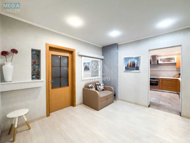 Продаж 3 кімнатної квартири (94/46,1/18,9), 16 пов. 19 пов. будинку, <a class="location-link" href="/kiev/" title="Недвижимость Київ">Київ</a>, <a class="location-link" href="/kiev/darnickij/" title="Недвижимость Дарницький район">Дарницький р-н</a>, Михайла Драгоманова вул., 1Г (изображение 19)