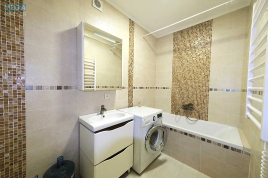 Продаж 1 кімнатної квартири (46/15/18), 10 пов. 10 пов. будинку, <a class="location-link" href="/kryukovshina/" title="Недвижимость Крюківщина">Крюківщина</a>, Жулянская, 1а (изображение 5)