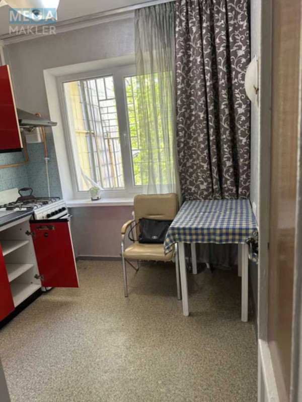 Оренда 1 кімнатної квартири, <a class="location-link" href="/kiev/" title="Недвижимость Київ">Київ</a>, <a class="location-link" href="/kiev/solomenskij/" title="Недвижимость Солом'янський район">Солом'янський р-н</a>, Єреванська вул., 13к1 (изображение 6)