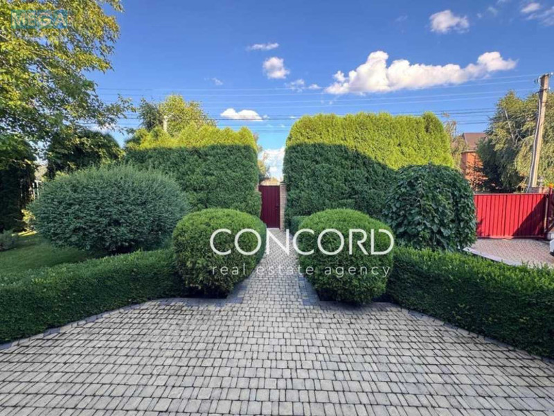 Продаж дома, 2&nbsp;поверху, 248&nbsp;кв.м, 5&nbsp;кімнат, ділянка 15&nbsp;соток, <a class="location-link" href="/novye-petrovcy/" title="Недвижимость Нові Петрівці">Нові Петрівці</a>, монастирська, 13 (изображение 6)