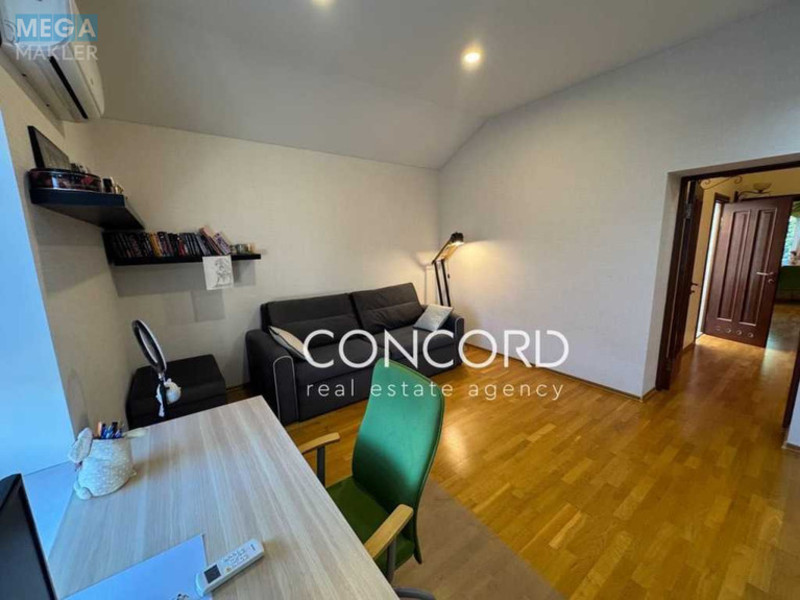 Продаж дома, 2&nbsp;поверху, 248&nbsp;кв.м, 5&nbsp;кімнат, ділянка 15&nbsp;соток, <a class="location-link" href="/novye-petrovcy/" title="Недвижимость Нові Петрівці">Нові Петрівці</a>, монастирська, 13 (изображение 21)