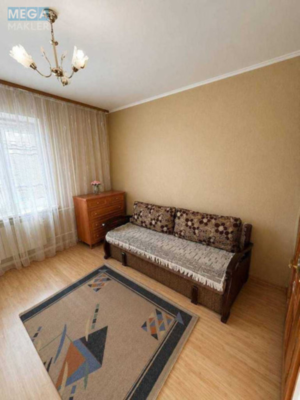 Продаж 3 кімнатної квартири (74,8/?/10), 11 пов. 16 пов. будинку, <a class="location-link" href="/kiev/" title="Недвижимость Київ">Київ</a>, <a class="location-link" href="/kiev/darnickij/" title="Недвижимость Дарницький район">Дарницький р-н</a>, Ревуцького вул., 44 (изображение 4)