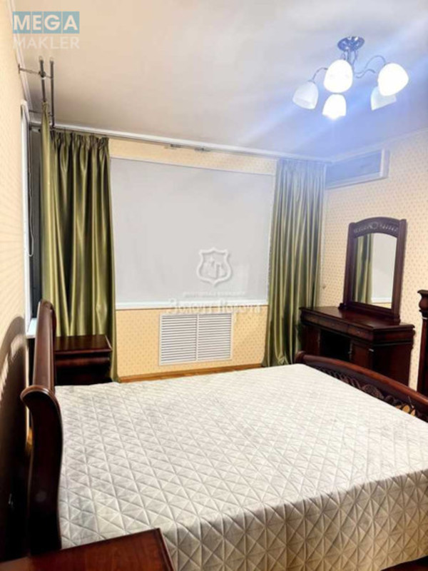 Продаж 2 кімнатної квартири (68/35/11), 20 пов. 22 пов. будинку, <a class="location-link" href="/kiev/" title="Недвижимость Київ">Київ</a>, <a class="location-link" href="/kiev/goloseevskij/" title="Недвижимость Голосіївський район">Голосіївський р-н</a>, Феодосійський пров., 14а (изображение 6)