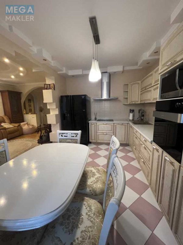 Продаж 4 кімнатної квартири (120/?/14), 2 пов. 25 пов. будинку, <a class="location-link" href="/kiev/" title="Недвижимость Київ">Київ</a>, <a class="location-link" href="/kiev/solomenskij/" title="Недвижимость Солом'янський район">Солом'янський р-н</a>, Волинська вул., 10 (изображение 2)