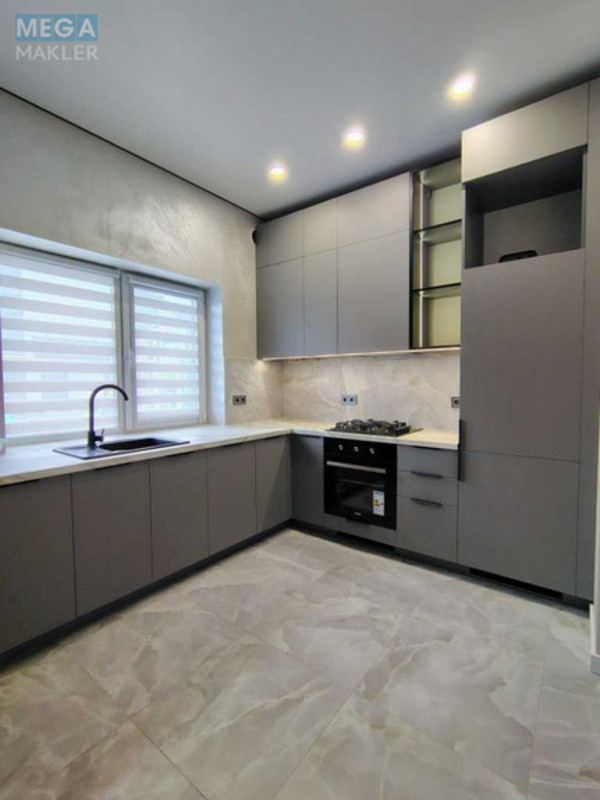 Продаж 1 кімнатної квартири (42/?/15), 1 пов. 2 пов. будинку, <a class="location-link" href="/vasilkov/" title="Недвижимость Васильків">Васильків</a>, Бузкова (изображение 2)
