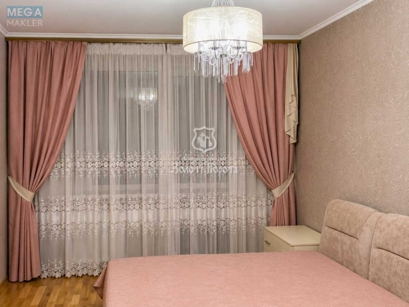 Продаж 2 кімнатної квартири (85,6/40,7/11,7), 2 пов. 4 пов. будинку, <a class="location-link" href="/kiev/" title="Недвижимость Київ">Київ</a>, <a class="location-link" href="/kiev/darnickij/" title="Недвижимость Дарницький район">Дарницький р-н</a>, Срібнокільська вул., 12 (изображение 2)