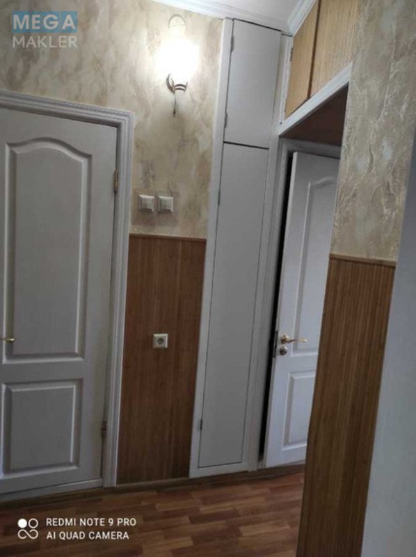 Продаж 1 кімнатної квартири (37,8/19,3/7,2), 6 пов. 9 пов. будинку, <a class="location-link" href="/kiev/" title="Недвижимость Київ">Київ</a>, <a class="location-link" href="/kiev/svyatoshinskij/" title="Недвижимость Святошинський район">Святошинський р-н</a>, Кільцева дорога, 5а (изображение 9)