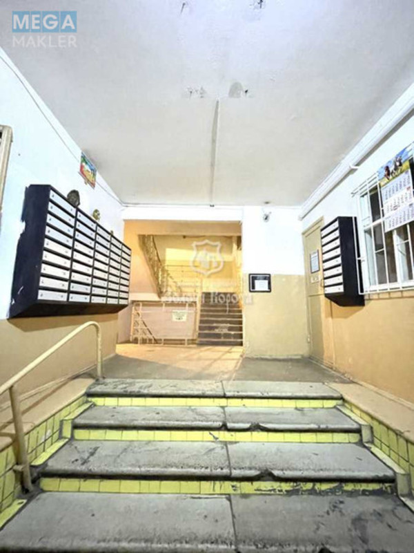 Продаж 2 кімнатної квартири (44,2/29,1/7,9), 3 пов. 9 пов. будинку, <a class="location-link" href="/kiev/" title="Недвижимость Київ">Київ</a>, <a class="location-link" href="/kiev/goloseevskij/" title="Недвижимость Голосіївський район">Голосіївський р-н</a>, Васильківська вул., 21-18 (изображение 9)